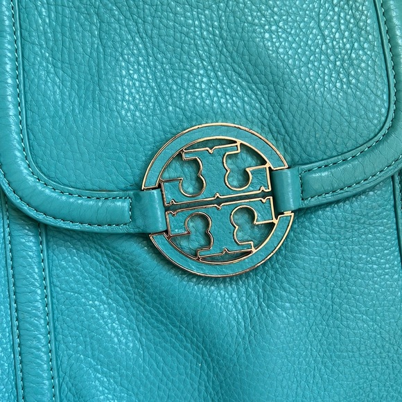 New Tory Burch Turquoise convertible bag with gold hardware - Picture 2 of 5